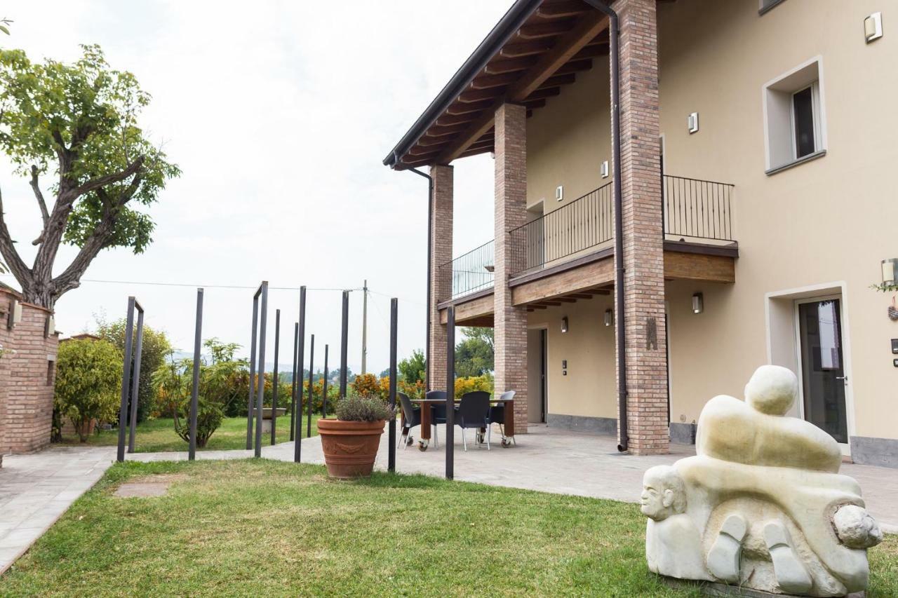 La Piccola Torre Bed & Breakfast Scandiano Eksteriør bilde