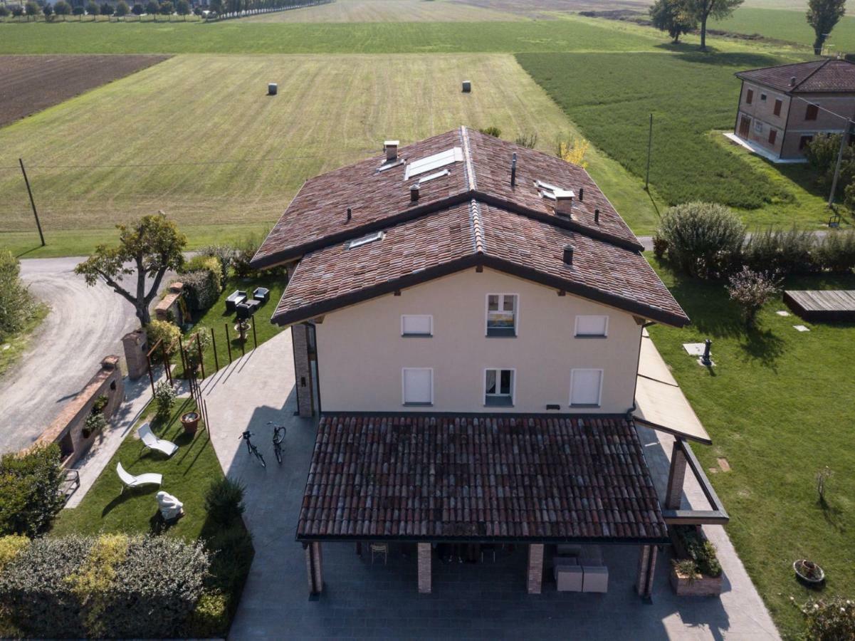 La Piccola Torre Bed & Breakfast Scandiano Eksteriør bilde